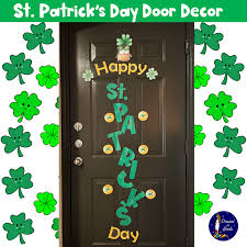 happy st patrick s day door décor