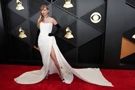 grammys 2024 red carpet looks taylor