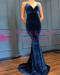 2019 New Navy Blue Velvet Prom Dresses Spaghetti Straps Backless Mermaid Formal Occasion Evening Party Dresses Custom Made Beautiful Prom Dress Betsy