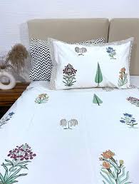 White Cotton Blooming Olivia Bed Set