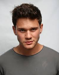Jeremy Irvine Hot Pictures