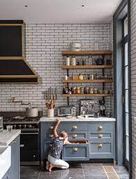 blue and white kitchen decor
