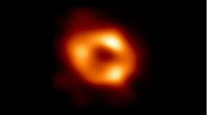 Primera imagen del Sagitario A, el agujero negro en el corazón de nuestra galaxia