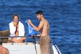 Connect any celebrity with álvaro morata to see how closely they are linked. Alvaro Morata Holidays In Sardinia With New Wife Alice Campello As Manchester United Transfer Saga Rumbles On Mirror Online