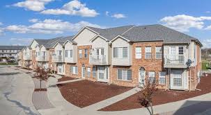 towne center flats shelby township