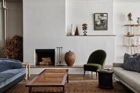 how do you decorate as a minimalist