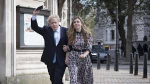 Boris johnson refused to back fiancee carrie symonds' complaint to the times after it claimed the couple wanted to get rid of their pet dog dilyn. Sknszfdol6th4m