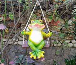 Swing Frog Garden Statue