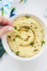 roasted garlic hummus without tahini