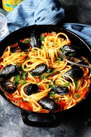 with mussels in y tomato sauce