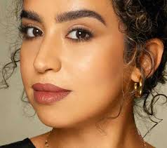 saudi make up artist aya tariq reveals
