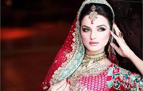 woman indian wedding makeup