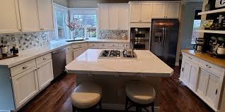 how long does cabinet refacing last