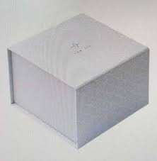 eco friendly square shaped gift box