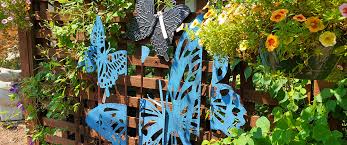 Garden Art Decor To Your Landscape