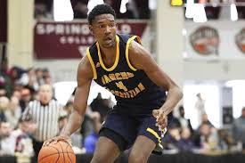 Evan mobley has been a breakout star in the 2021 men's ncaa tournament for the usc trojans, but he's still just scratching the surface of his immense natural talent. Evan Mobley Commits To Usc A Love Letter Ridiculous Upside
