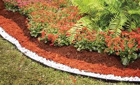 how to mulch your yard the