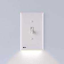 Amazon Com Single Snappower Switchlight Led Night Light For Single Pole Light Switches Light Switch Plate With Led Night Lights Adjust Brightness Auto On Off Sensor Toggle White Home Improvement
