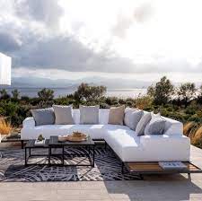 glamour sectional avenue design canada