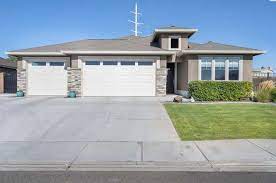 story homes in richland wa