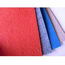 synthetics red plain non woven carpets