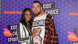 Kansas city chiefs star player travis kelce and his new girlfriend, model and personality kayla nicole, have been the talk of the internet since going public with their romance. Nfl Star Travis Kelce Kayla Nicole Unfollow Each Other On Instagram Hollywood Life