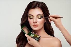 eye makeup and eyeshadow mandala heals