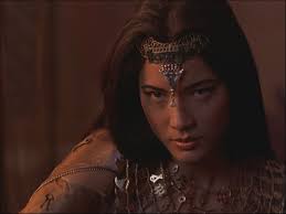 Hill became known to a worldwide audience when he was cast in the role of king théoden of rohan in peter jackson's the lord of the rings film trilogy based on tolkien's novel of the same name. Photo VrÄƒjitoarea Kelly Hu The Scorpion King10 Jpg Scorpion King