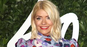 In fact, willoughby is said to have not less than $7.5 million as her net worth out of her work. Holly Willoughby Just Wore This Cult Mascara Here S Why It Lives Up To The Hype