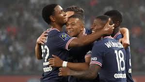 A brand new parc des princes experience that will enable all of our supporters to discover the mythical parisian arena and take in the history of the club in an interactive and immersive manner. Paris Saint Germain Strasbourg Mbappe S Brilliance Leads Psg Past Strasbourg Ligue 1