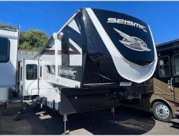 new and used toy hauler fifth wheel rvs