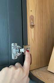 how to install concealed hinges