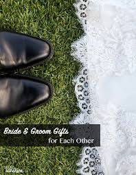 bride groom gifts for each other