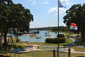 Lake murray marina is located just off of scenic highway 77s just south of the main entrance to lake murray state park. Lake Murray Water Sports And Mini Golf Chickasaw Country