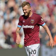 Born 23 october 1989) is a ukrainian professional footballer who plays as a winger or forward for english premier league club west ham united and the ukraine national team. Andriy Yarmolenko Offers Commentator Out For A Fight As West Ham Star Seeks Vengeance For Remarks On Air Mirror Online