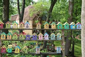 Birdhouse Paradise Of Bill Larkin
