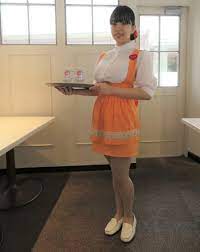 胸が強調される制服で有名な「アンナミラーズ」が2022年8月31日閉店 – マイ雑記ドットコム