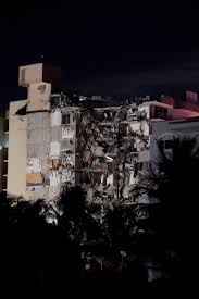 More of the building may collapse and first responders remain in danger as they conduct search and rescue a portion of champlain towers south condo in surfside collapsed early thursday morning. 2gqqu8tpqtsrpm