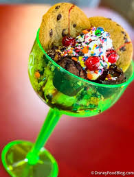 disney world s giant ice cream sundae