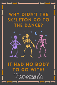 75 best skeleton jokes and puns for kids