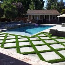 Outdoor Artificial Grass And Paving Ideas