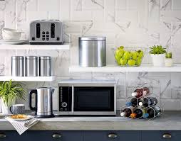 With precise temperature control, you can cook a variety of dishes that are not possible with other microwave ovens. 11 Best Small Microwave Oven Options For 2021