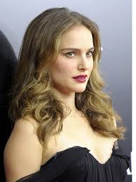 Brace, who danced professionally with the met and also with alvin ailey from 1990 until 2003, says that portman absolutely followed the diets and training the real ballet dancers live by. Natalie Portman S Look At The Ny Black Swan Premiere Hollywood Reporter