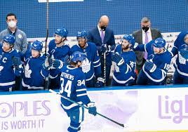 sizzling maple leafs visit skidding