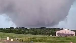 Service and wisconsin broadcasters association also encourage everyone in the state to participate in a virtual tornado drill at 1:45 p.m. Wall Cloud Spotted In Wisconsin As Tornado Warning Issued Flash Flooding Spurs Rescues Fox News