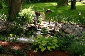 10 Lovely Front Yard Landscaping Ideas