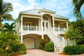 find houses in naples florida