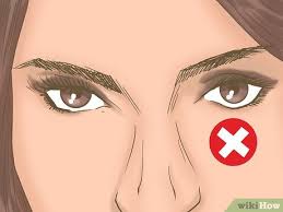 3 ways to make your nose look smaller