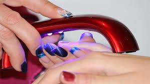 what does a gel polish change cost