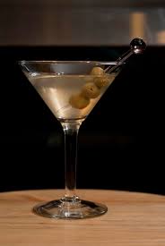 does a dirty martini have vermouth